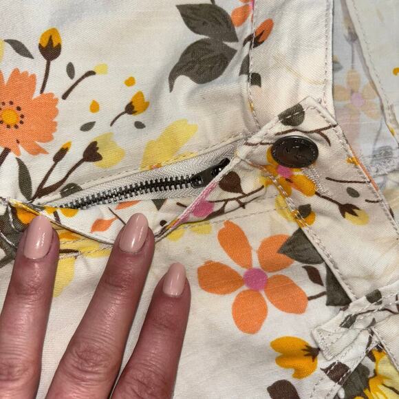 Dream Out Loud X Selena Gomez Women's 11 White Floral Capri Pant Spring Colorful - Picture 5 of 10